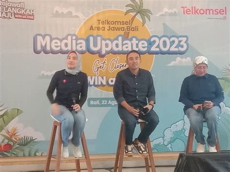 kapan ff update 2023 menyajikan loop Telkomsel target pasar murah image 1
